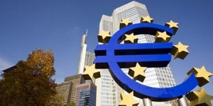 Προεκλογική περίοδος  με την επίβλεψη των Βρυξελλών