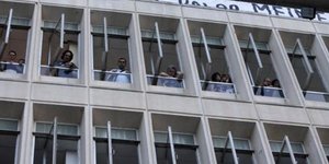 Εργαζόμενοι της ΕΡΤ σε Σαμαρά: Λαμβάνουμε τις καταγγελίες για αδιαφάνεια ως αυτο