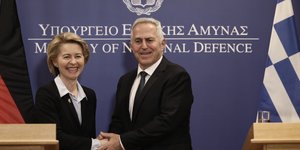 Ευάγγελος Αποστολάκης- Ουρσουλα Φον Ντερ Λέιεν 