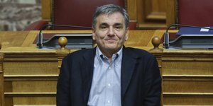 Ο υπουργός Οικονομικών Ευκλείδης Τσακαλώτος- φωτογραφία intimenews