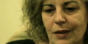 Μητέρα Παύλου Φύσσα: Οι αστυνομικοί δεν έκαναν τίποτα για να αποτρέψουν τη δολοφ