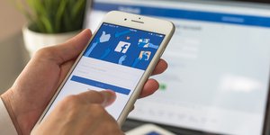Κατά του Facebook βρετανοί βουλευτές (Φωτο: Shutterstock)