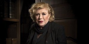 Εσπευσμένα στο νοσοκομείο Ρόδου η διάσημη τραγουδίστρια Μάριαν Φέιθφουλ -Υποβλήθ