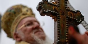 AP: Ρώσοι χάκερς επιτέθηκαν στο Φανάρι για την Ουκρανική εκκλησία (Φωτογραφία: AP Photo/ Emrah Gurel)