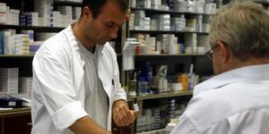 Ιατρικός Σύλλογος: Ανθρωπιστική κρίση στην Ελλάδα από την έλλειψη φαρμάκων