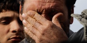 Ανεβαίνει ο αριθμός των θυμάτων στο Φαρμακονήσι -Εντοπίστηκε η σορός ενός κοριτσ