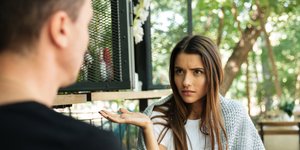 Ενα ζευγάρι τσακώνεται