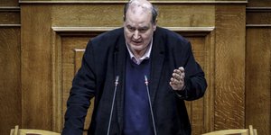 Ο Νίκος Φίλης (Φωτογραφία: EUROKINISSI/ ΓΙΩΡΓΟΣ ΚΟΝΤΑΡΙΝΗΣ)