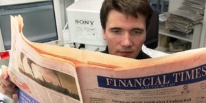 Financial Times: Αποκαθίσταται η εμπιστοσύνη στην ελληνική οικονομία