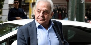 Ο Αλέκος Φλαμπουράρης (EUROKINISSI/ ΤΑΤΙΑΝΑ ΜΠΟΛΑΡΗ)