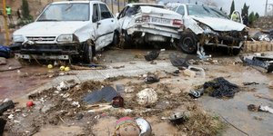 Τουλάχιστον 18 άνθρωποι έχουν χάσει τη ζωή τους στις φονικές πλημμύρες του Ιράν (AP Photo/ISNA) 