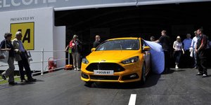 Μάχη πραγματικού με εικονικό για το Ford Focus ST