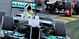 Θρίαμβος της Mercedes για την pole position της Φόρμουλα 1 στη Σαγκάη!