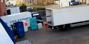 Ο γκαφατζής φορτωτής -Ενας υπολογισμός έφερε την απόλυτη καταστροφή [εικόνα]