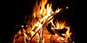 Σοκαριστικό - Εκαψαν μωρό στην πυρά γιατί υποστήριζαν ότι ήταν ο... Αντίχριστος