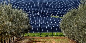Προς απόσυρση η τροπολογία για τα φωτοβολταϊκά της Εκκλησίας στην Πεντέλη
