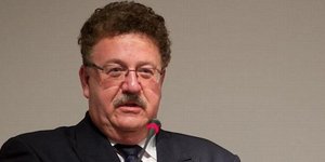 Φούχτελ: Φοβερά δύσκολο εγχείρημα οι μεταρρυθμίσεις στην Ελλάδα