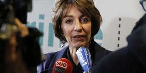 (η Γαλλίδα Υπουργός Υγείας