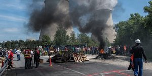 (φωτογραφίες: Christophe Petit Tesson/EPA/ΑΠΕ)
