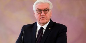 Φωτογραφία: AP/ Σταϊνμάιερ: Μην αισθάνεστε ανασφάλεια λόγω της δυσκολίας σχηματισμού κυβέρνησης 