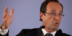 Ολάντ: Η Ελλάδα δεν μπορεί να συγκριθεί με την υποσαχάρια Αφρική