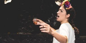 Η Έλλη Χρονιάρη υποδύεται τη Φρίντα και ακόμα 8 ρόλους 