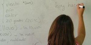 Καρτέλ φροντιστηριών κρατά ψηλά τα δίδακτρα στις ξένες γλώσσες