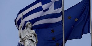 Στην επικείμενη έξοδο από τα μνημόνια και στο θέμα του χρέους αναφέρεται εκτενώς ο γαλλικός τύπος/Φωτογραφία: Eurokinissi