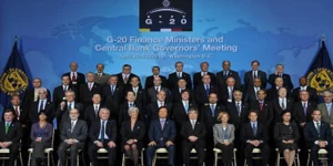 Eντείνονται οι πιέσεις των G20 την Ευρώπη για την επίλυση του χρέους
