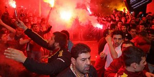 Το θερμό... καλωσόρισμα των οπαδών της Γαλατάσαραϊ [βίντεο]