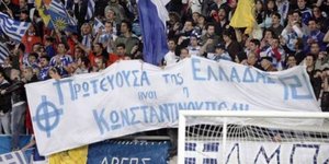 Η «ομάδα» της Xρυσής Αυγής ετοιμάζει εισβολή στις κερκίδες του ΕURO