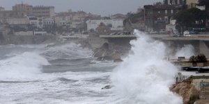 Η καταιγίδα Κάρμεν αναμένεται να πλήξει όλη τη Γαλλία/ Φωτογραφία: AP