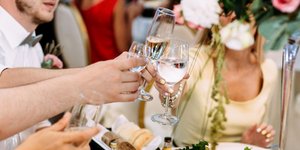 Καλεσμένοι σε γάμο/ Φωτογραφία: Shutterstock 