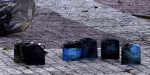 Μπαράζ επιθέσεων με γκαζάκια τη νύχτα σε σούπερ μάρκετ