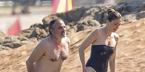 Τέλος ο έρωτας για τον Ολάντ; Η Γκαγιέ εμφανίστηκε με άλλον άνδρα στην παραλία [