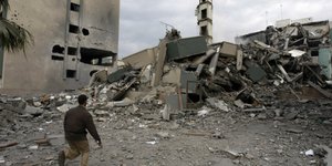 Εκατόμβη νεκρών στη Γάζα – Ολο και πιο πιθανή η χερσαία επέμβαση του Ισραήλ