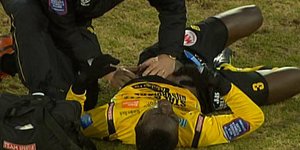 Αναβλήθηκε αγώνας στη Σουηδία λόγω ρίψης αντικειμένων [βίντεο]