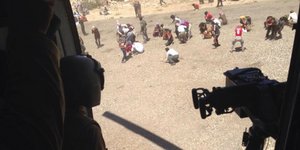 Συγκλονιστικές εικόνες: Διάσωση Γεζίντι εν μέσω πυρών -Συνετρίβη ελικόπτερο που 