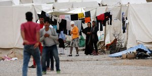 Παραμένουν υπεράριθμοι οι πρόσφυγες στις δομές φιλοξενίας των Ενόπλων Δυνάμεων (Φωτογραφία αρχείου: EUROKINISSI/ΘΑΝΑΣΗΣ ΚΑΛΛΙΑΡΑΣ)