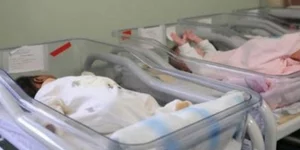Μείζον πρόβλημα το δημογραφικό – Μειώνονται οι γεννήσεις από Ελληνίδες