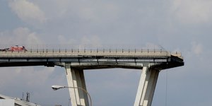 Η κατάρρευση της γέφυρας στη Γένοβα