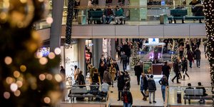 Οι Γερμανοί προτεστάντες κατά της εμπορευματοποίησης των Χριστουγέννων (Φωτογραφία: Axel Heimken/dpa via AP)