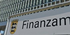 Γερμανοί εφοριακοί ξεκινούν σαφάρι στην Ελλάδα