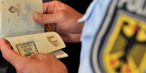 Αυτοί που θέλησαν να γίνουν Γερμανοί -Πάνω από 110.000 άτομα απέκτησαν τη γερμαν