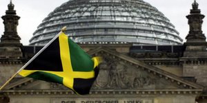 Αρχισαν οι διαπραγματεύσεις για την κυβέρνηση... «Τζαμάικα» / Φωτογραφία: DW