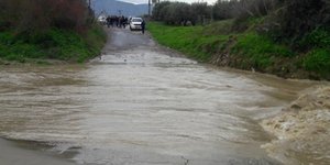 Το σημείο όπου εικάζεται ότι παρασύρθηκε το όχημα / Φωτογραφία: Flashnews