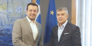 Ο Νίκος Παππάς και ο Κωνσταντίνος Αγοραστός/ Φωτογραφία ΑΠΕ ΜΠΕ