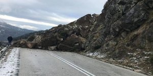 Μεγάλη κατολίσθηση στο Μέτσοβο (Φωτογραφία: epirusgate)
