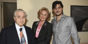 Ο Παύλος Γιαννακόπουλος με την σύζυγο του και τον γιο του Δημήτρη/Φωτογραφία: Εurokinissi