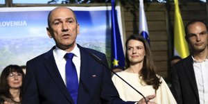 Γιάνεζ Γιάνσα/ Φωτογραφία AP images